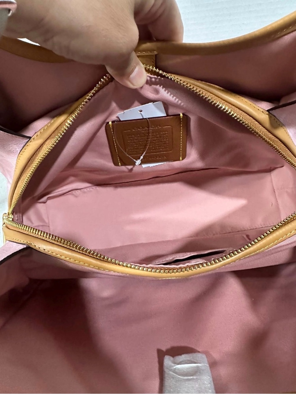 Coach powder pink Erin - Picture 4 of 8
